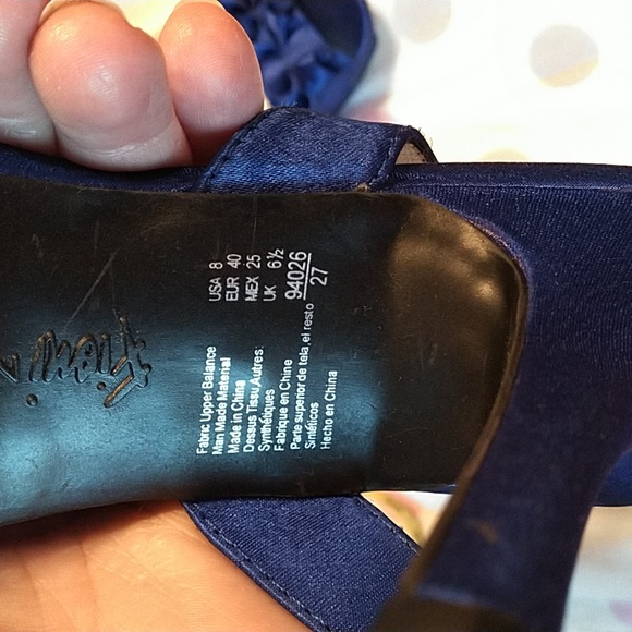 Fioni Night ladies size 8 platform heels blue satin - Picture 4 of 10